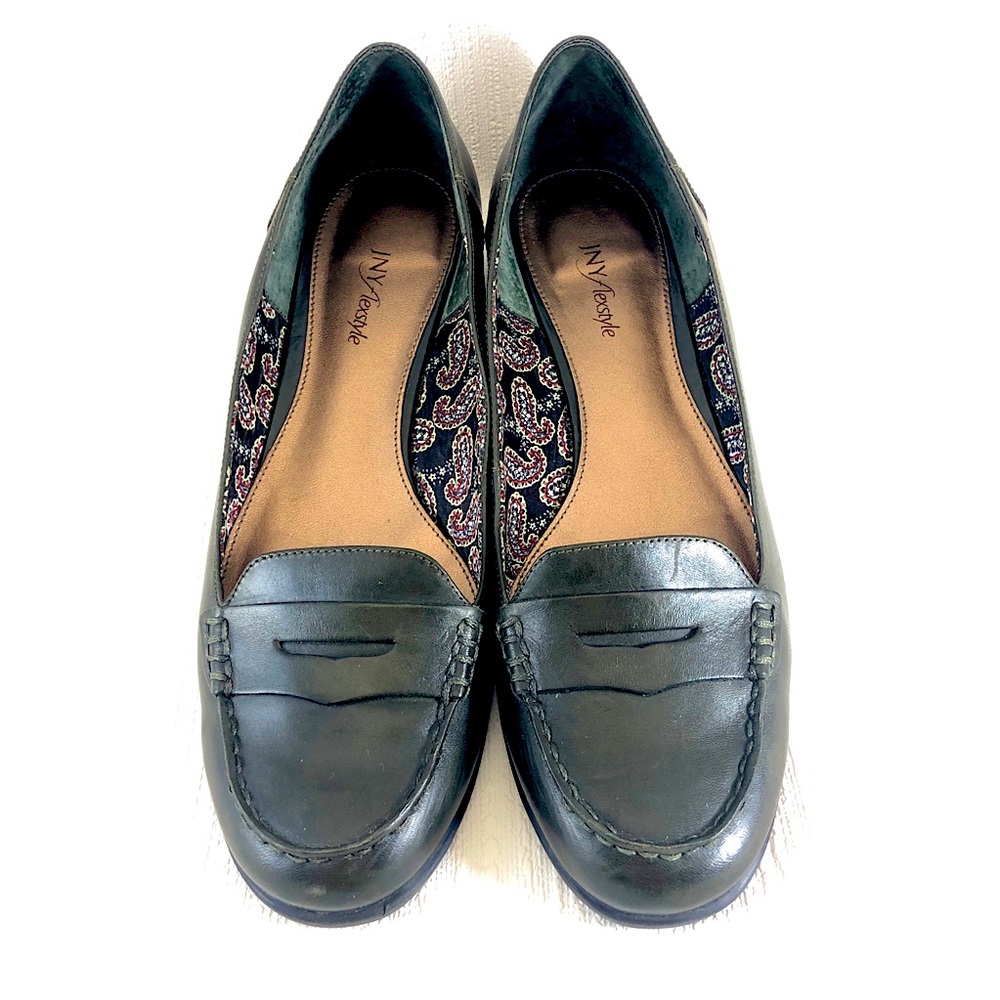 JNY flex style Green Leather Loafers